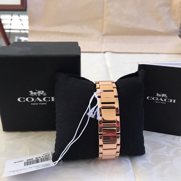 Coach Women Rose Gold Maddy watch